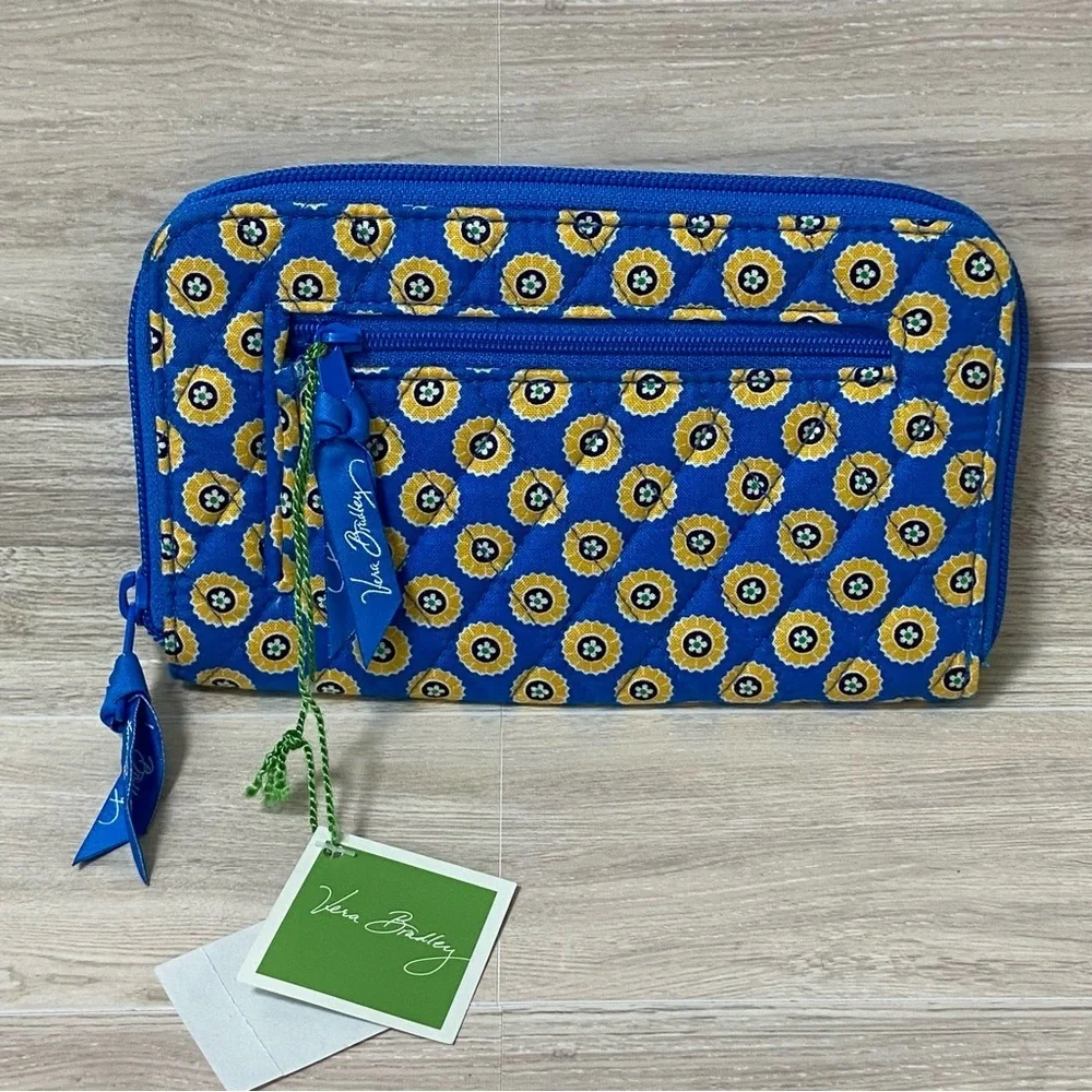 NWT VERA BRADLEY / Zip Around Wallet Riviera Blue - Picture 2 of 5